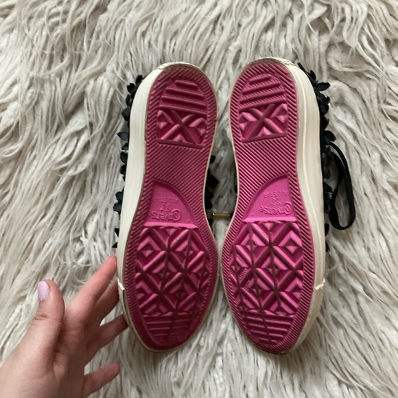 Converse x PatBo Chuck Taylor Black Leather 3D Flower Low Top Sneakers Size 5.5 - Picture 9 of 12